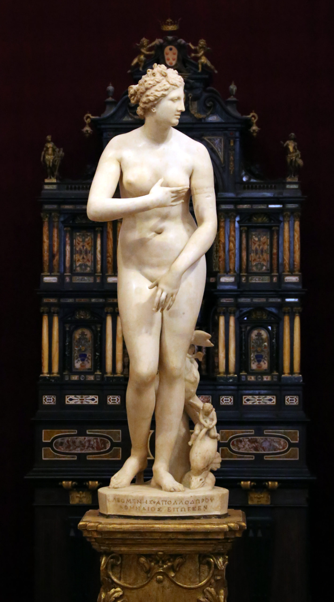 La V&eacute;nus Medicis. Sculpture grecque en marbre repr&eacute;sentant la d&eacute;esse Aphrodite. Premier si&egrave;cle avant notre &egrave;re.